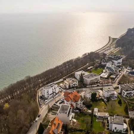 Kamienna Gora Apartmán *